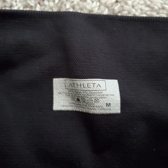 Athleta Breakthrough Laser Cut Capri Leggings - Picture 5 of 7